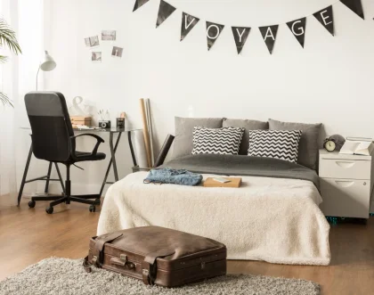 Офіс у спальні – як ефективно поєднати функціональність та естетику?