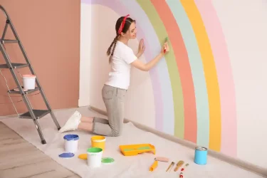 Як самостійно намалювати веселку на стіні в дитячій кімнаті? 