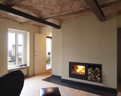 Как обновить стену с камином? – пошаговое руководство